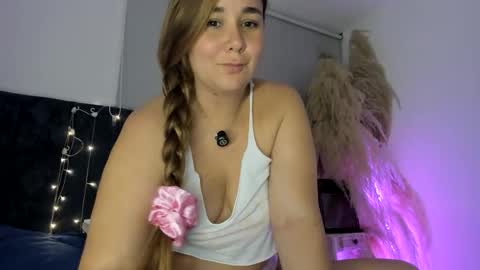 tara__ online show from 13, 4, 2026