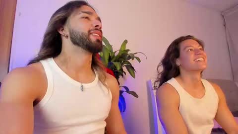 Snapshot of tarzanylobo chatting on 13, 12, 2024 Tarzan online show from 13, 12, 2024