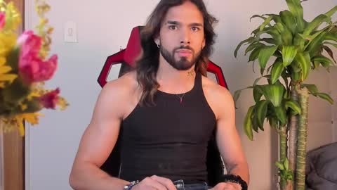 Snapshot of tarzanylobo chatting on 8, 1, 2025 Tarzan online show from 8, 1, 2025