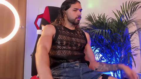 Snapshot of tarzanylobo chatting on 9, 3, 2025 Tarzan online show from 9, 3, 2025