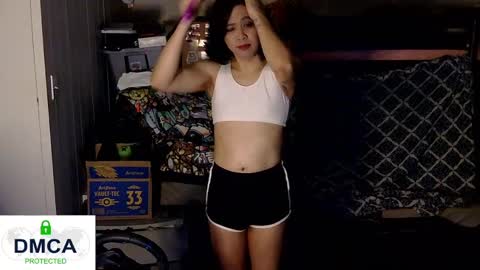 Snapshot of tashakai chatting on 4, 1, 2025 TashaKai online show from 4, 1, 2025