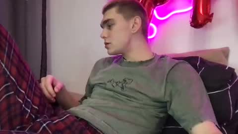 tasteithorny online show from 27, 1, 2025