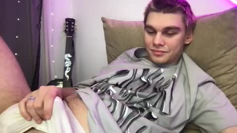 tasteithorny online show from 19, 2, 2025