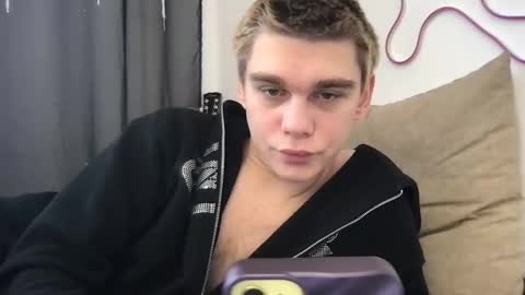 tasteithorny online show from 27, 2, 2025