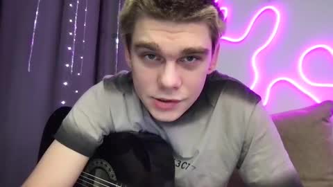 tasteithorny online show from 8, 3, 2025