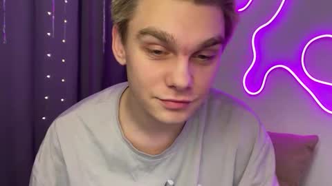 tasteithorny online show from 9, 3, 2025