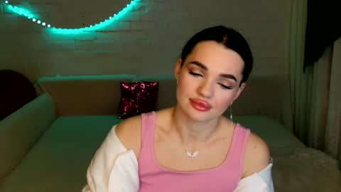 tasty_babyy online show from 17, 12, 2025