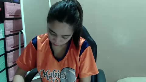 hallie online show from 27, 2, 2025