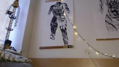 tata__goth_ online show from 12, 3, 2026