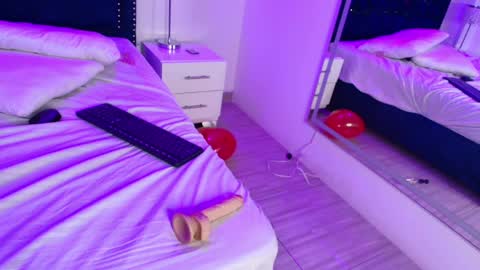 tata_and_michi online show from 15, 2, 2025