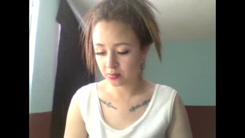 Snapshot of tati672985 chatting on 20, 10, 2025 Tatti online show from 20, 10, 2025