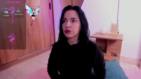 Snapshot of tatiana_sc chatting on 25, 10, 2025 Tatiana SC online show from 25, 10, 2025