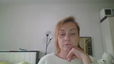 Snapshot of tatiana_xi chatting on 2, 10, 2025 tatiana_xi online show from 2, 10, 2025