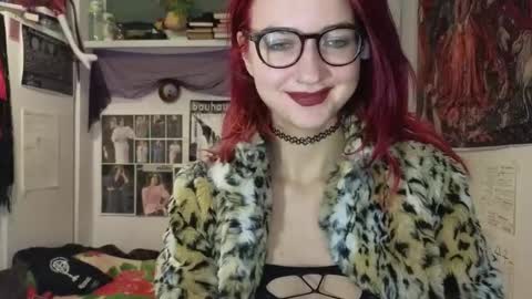 Snapshot of tatianaromanova chatting on 9, 11, 2025 Tatiana online show from 9, 11, 2025