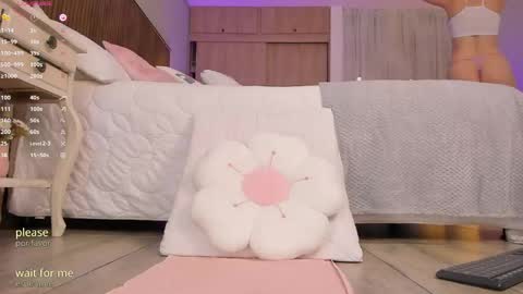 Snapshot of tatikiss_ chatting on 10, 5, 2026 Tatiana independent girl online show from 10, 5, 2026