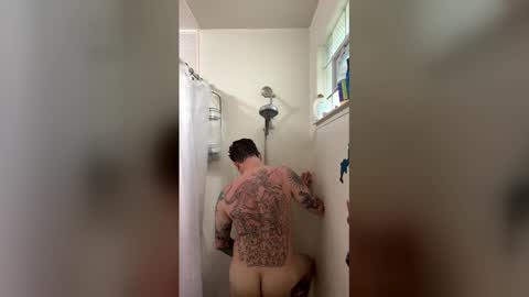 tattedupboyfun online show from 26, 5, 2026