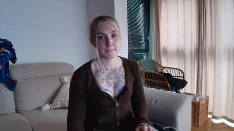 tattoobbgirl online show from 4, 3, 2026