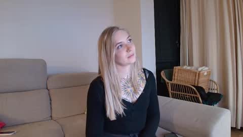 tattoobbgirl online show from 27, 3, 2026