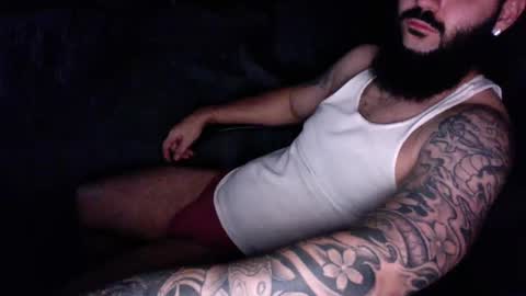 Snapshot of tattooedandbearded22 chatting on 22, 9, 2025 tattooedandbearded22 online show from 22, 9, 2025
