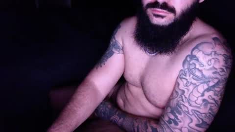 Snapshot of tattooedandbearded22 chatting on 3, 10, 2025 tattooedandbearded22 online show from 3, 10, 2025