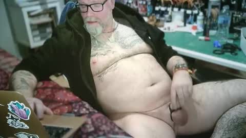 Tattooeddilf 01 online show from 31, 1, 2026