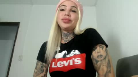Snapshot of tatuada_safada chatting on 19, 6, 2026 tatuada_safada online show from 19, 6, 2026