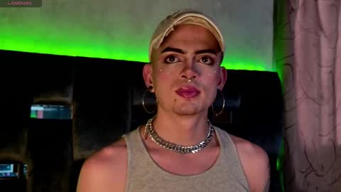 Snapshot of taurito___ chatting on 25, 11, 2025 taurito___ online show from 25, 11, 2025