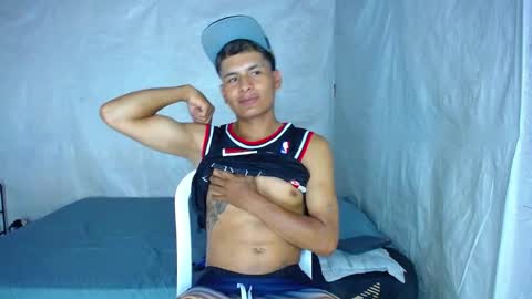 taurus_5 online show from 12, 4, 2026