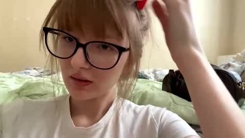 Snapshot of tawannavicks chatting on 21, 3, 2026 Evia online show from 21, 3, 2026