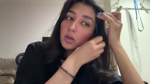 Snapshot of tawnyamartinek chatting on 5, 7, 2026 Riza online show from 5, 7, 2026