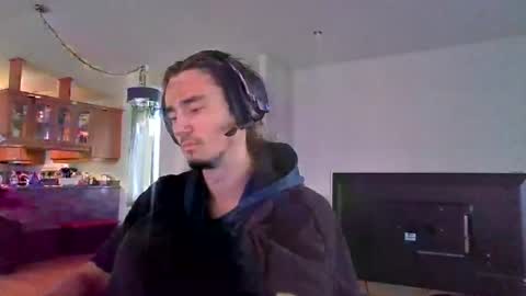Snapshot of tay_twink chatting on 9, 8, 2026 tay_twink online show from 9, 8, 2026