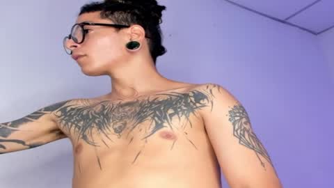   online show from 14, 4, 2026