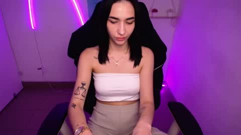 Snapshot of tayla_candy chatting on 1, 11, 2025 Tayla online show from 1, 11, 2025