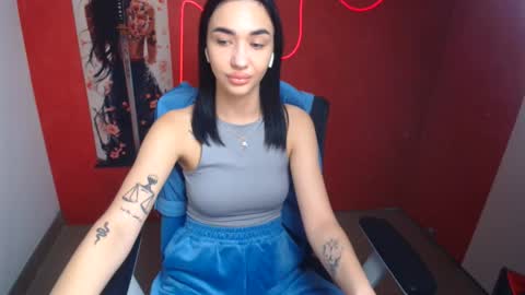 Snapshot of tayla_candy chatting on 3, 11, 2025 Tayla online show from 3, 11, 2025