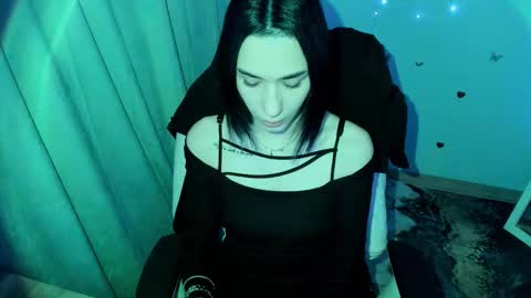 Snapshot of tayla_candy chatting on 15, 12, 2025 Tayla online show from 15, 12, 2025