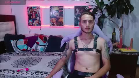 Snapshot of tayler_v2 chatting on 18, 2, 2025 TAYLER online show from 18, 2, 2025