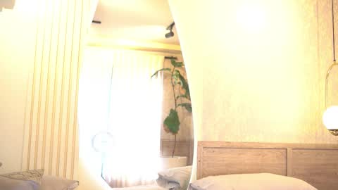 Snapshot of taylerkim chatting on 29, 10, 2025 Teylor Kim online show from 29, 10, 2025