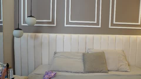 Snapshot of taylerkim chatting on 14, 11, 2025 Teylor Kim online show from 14, 11, 2025