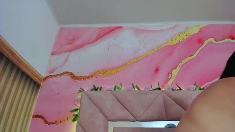 Sarah  online show from 27, 3, 2026