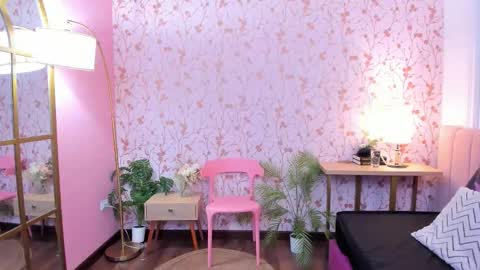 Snapshot of taylor_bennet chatting on 22, 2, 2026 Taylor Bennet online show from 22, 2, 2026