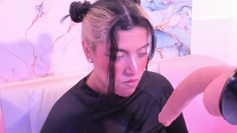 taylor_cupper_ online show from 16, 10, 2025