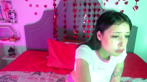 Taylor 3 online show from 4, 3, 2025