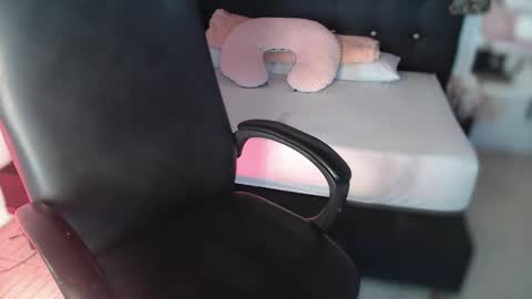 Taylor 3 online show from 2, 10, 2025