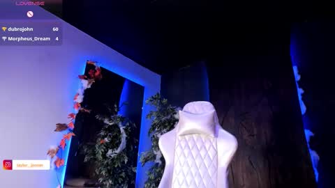 Taylor  Help me to get 100 thumbs up online show from 14, 10, 2025