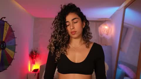 Snapshot of taylormich1 chatting on 22, 2, 2026 taylormichell online show from 22, 2, 2026