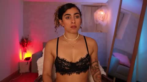 Snapshot of taylormich1 chatting on 24, 2, 2026 taylormichell online show from 24, 2, 2026