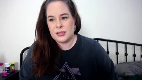 Taylor Michaels online show from 30, 9, 2025