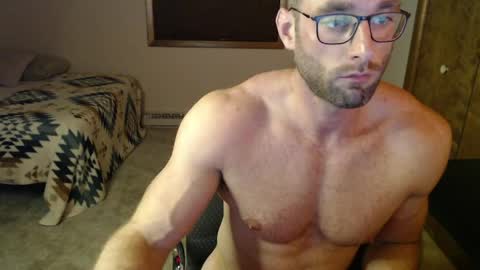 Snapshot of tayloroaks chatting on 4, 6, 2026 Taylor Oaks online show from 4, 6, 2026