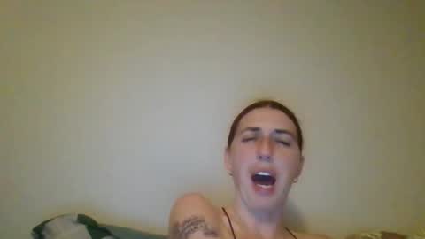 Snapshot of taylorslay chatting on 4, 12, 2025 taylorslay online show from 4, 12, 2025