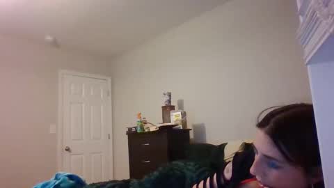 Snapshot of taylorslay chatting on 12, 1, 2026 taylorslay online show from 12, 1, 2026